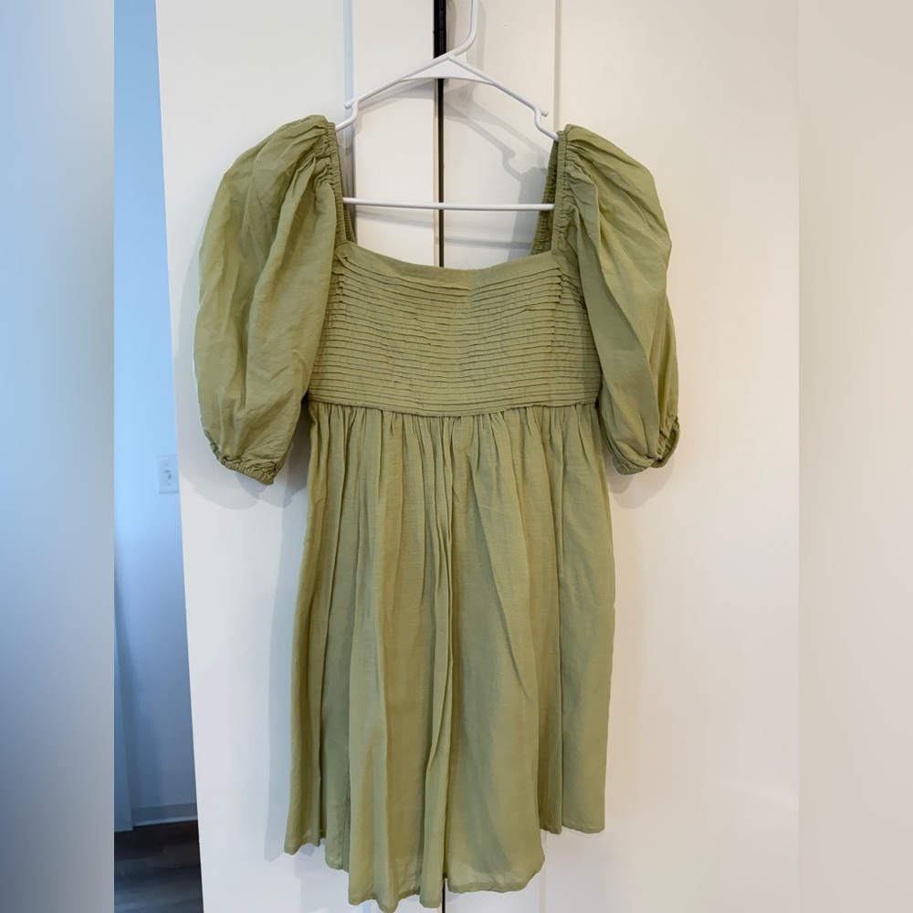 Abercrombie & Fitch Light Green Puff Sleeve Dress